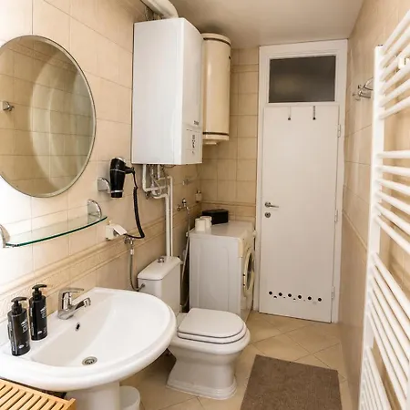 Dalmatinska Center - The Grand View Apartment *